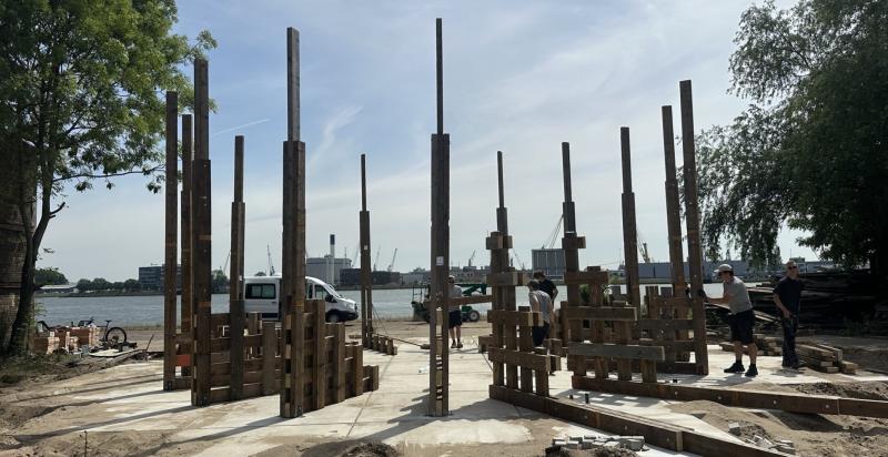 Bouw van het festivalhart met circulaire materialen