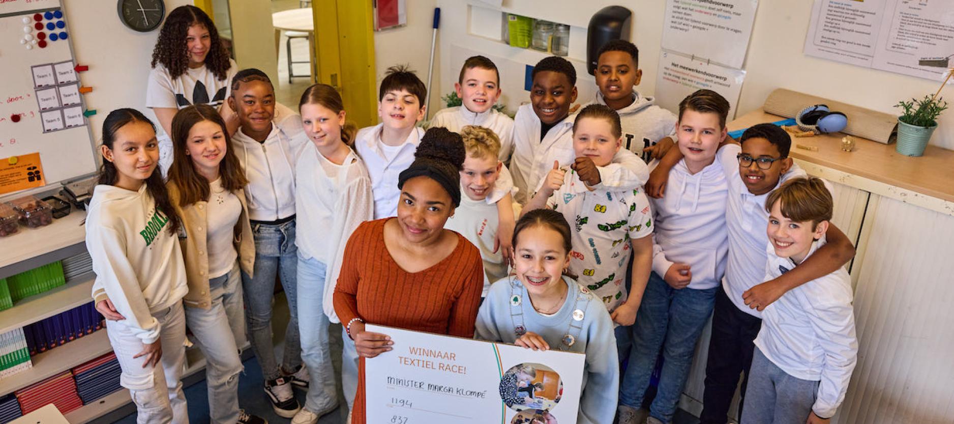 Groepsfoto van de winnende klas