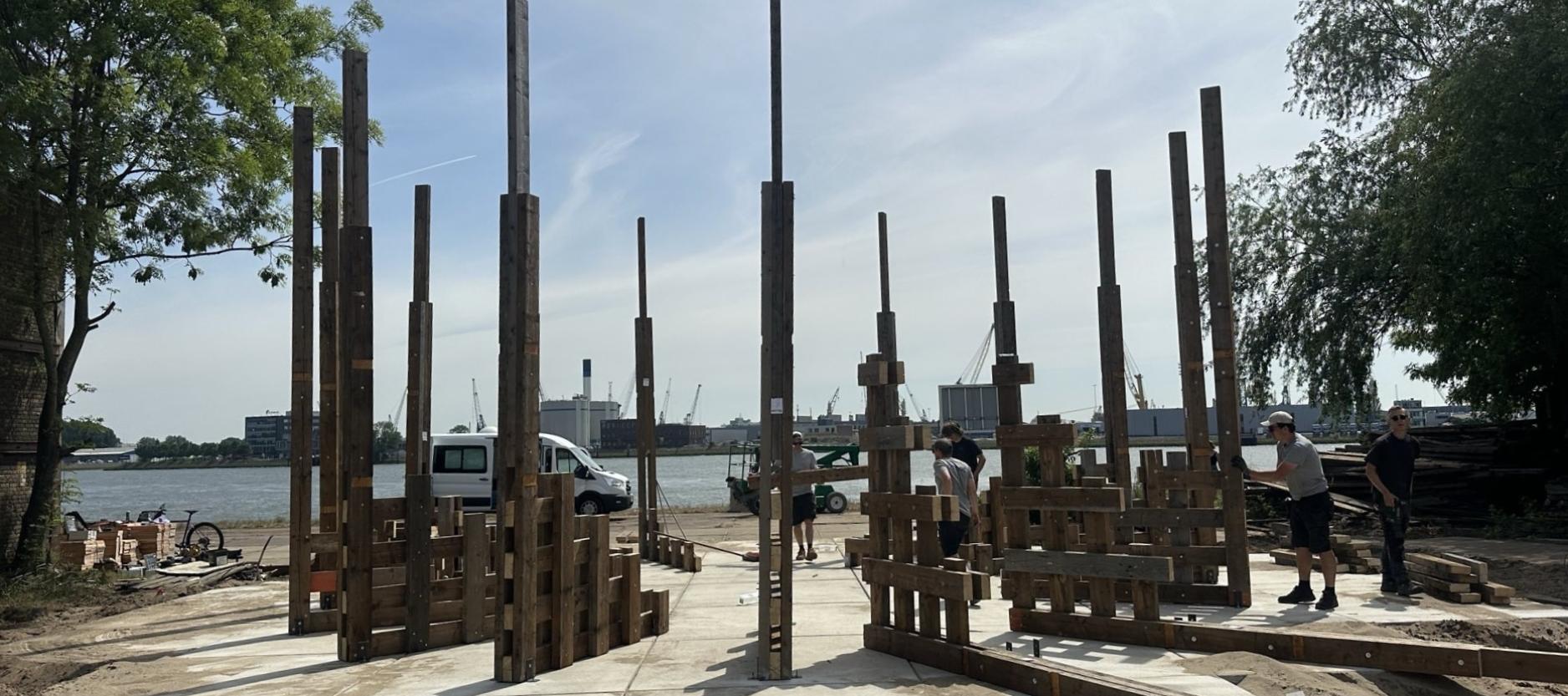 Bouw van het festivalhart met circulaire materialen