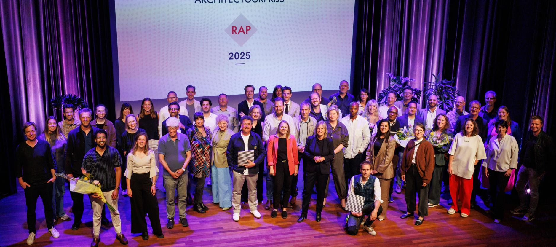 Groepsfoto winnaars Rotterdam Architectuurprijs