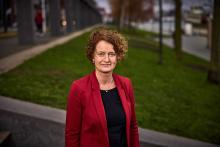 Portretfoto Transitieregisseur Circulair Bouwen Caroline Agema - van der Maas